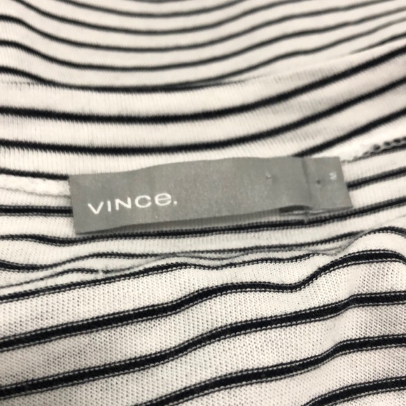 ❗️FINAL❗️ 🆕 VINCE Navy/White Stripe Top M - Picture 4 of 4